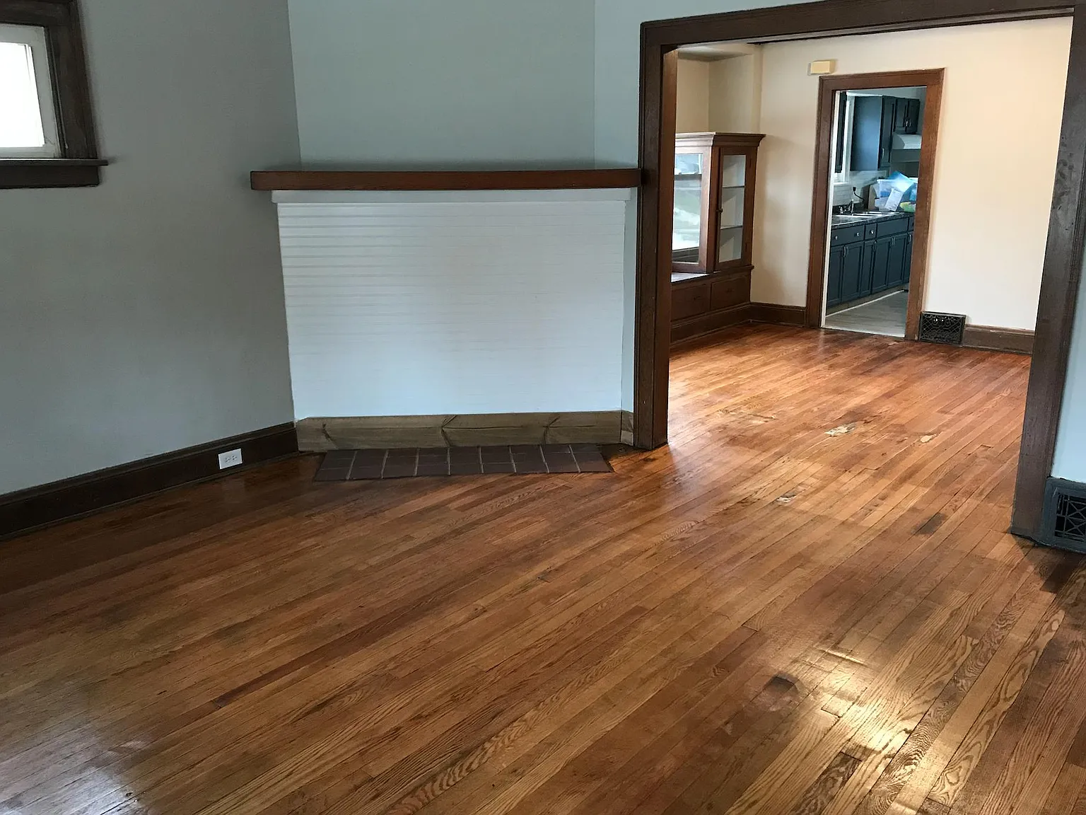 2 bed, 1200 sqft, $1,200 — Photo 4