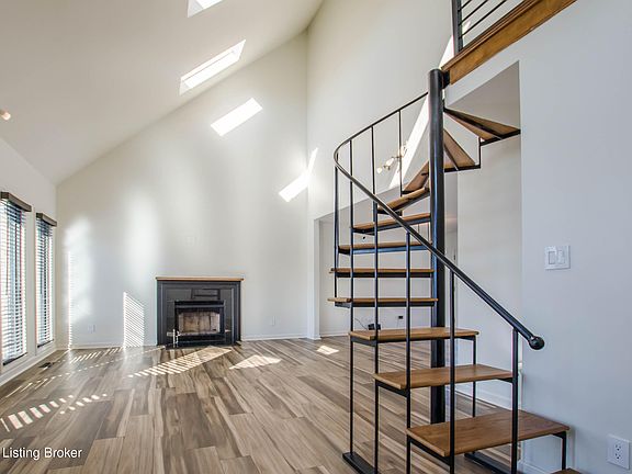 4th image of 2805 Jomarie Ct
