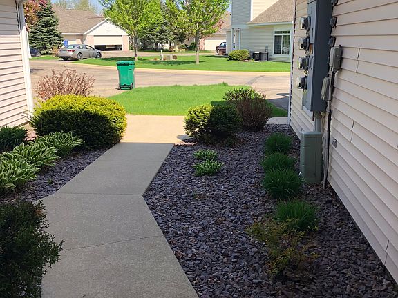 Front Walkway - looking east