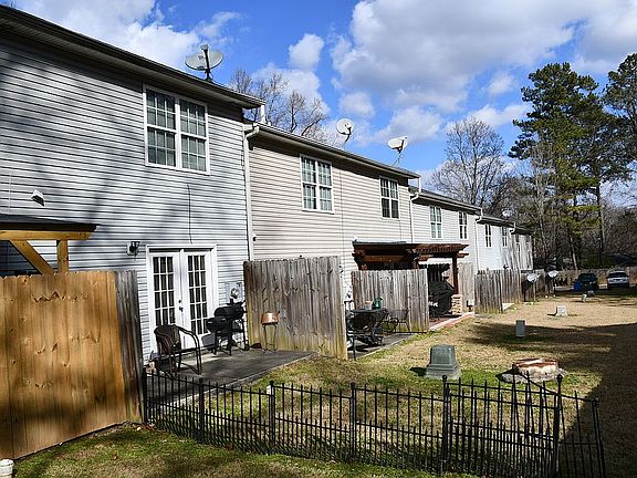 4th image of 5590 Stonewood Ct