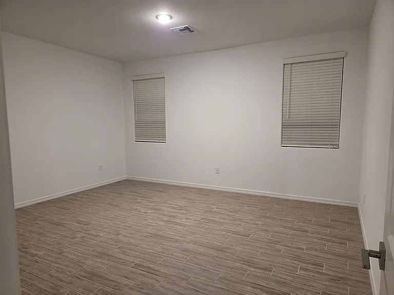 22816 E Roundup Way — Photo 11