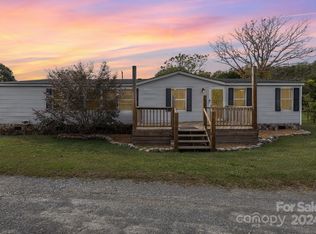 5009 Peach St, Mount Holly, NC 28120
