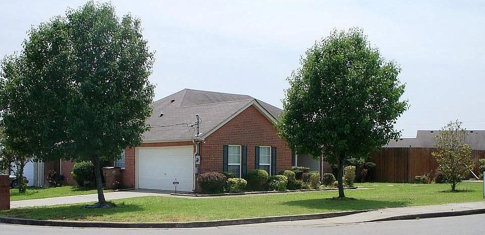 Corner lot Home