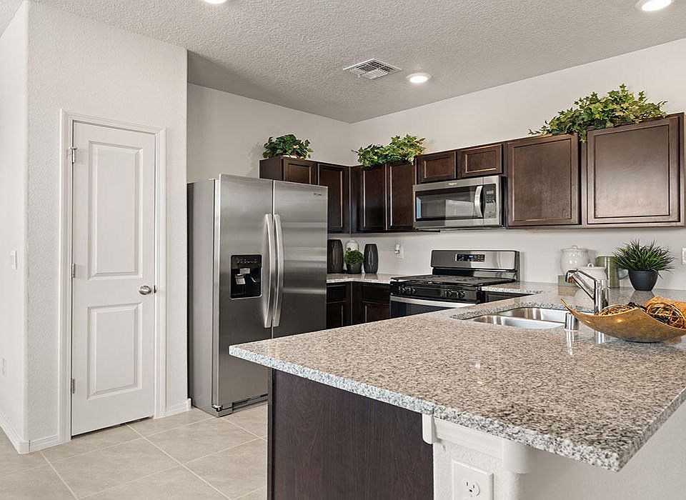 1st image of 8 E El Nido Ct