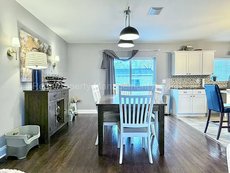 2705 Inman St — Photo 9