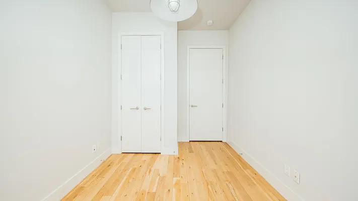 Rented by Nooklyn NYC LLC | media 29