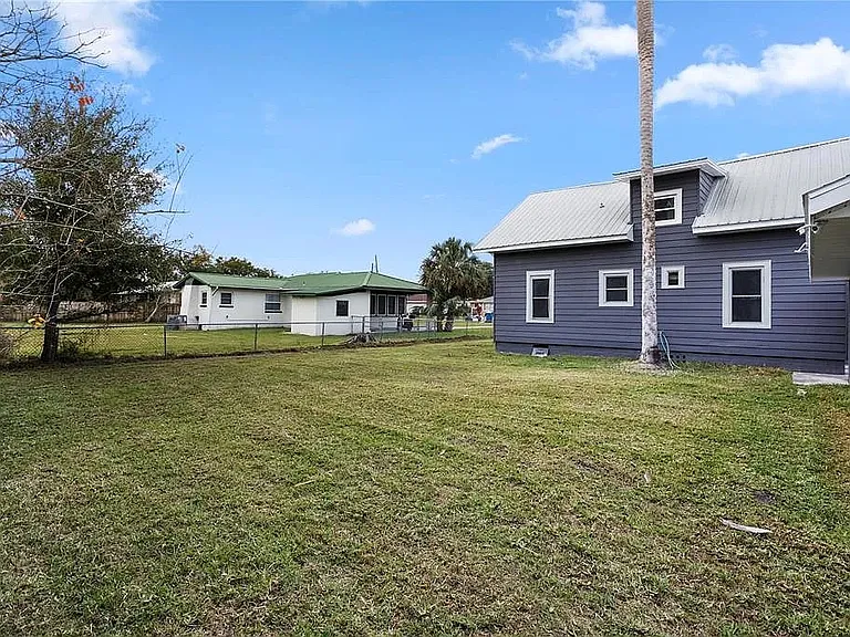 119 Leon Ave — Photo 6