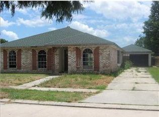 9718 W Rockton Cir, New Orleans, LA 70127