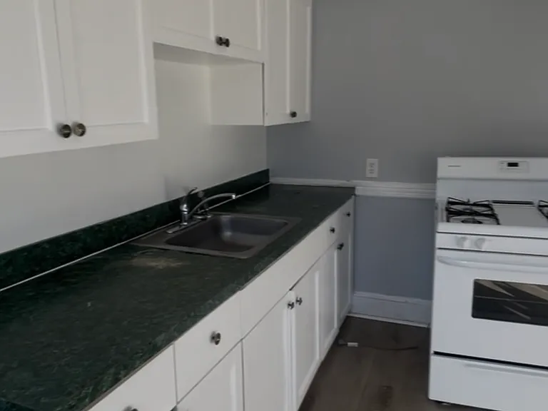 23 Vermont St #3 — Photo 1