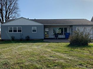115 W Center Ave, Altura, MN 55910