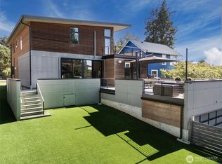 2515 30th Ave W, Seattle, WA 98199