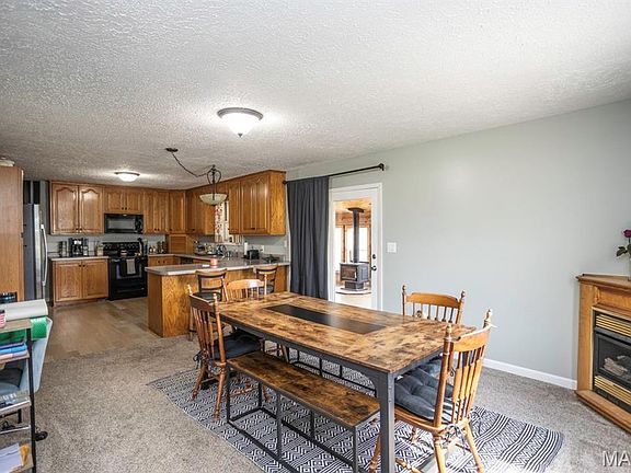 2nd image of 23380 Roosevelt Rd
