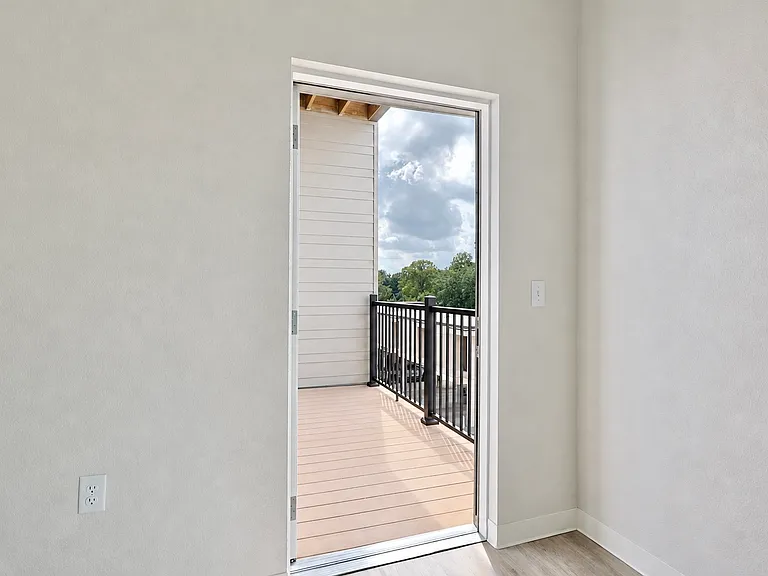 727 Poyntz Ave #415 — Photo 3