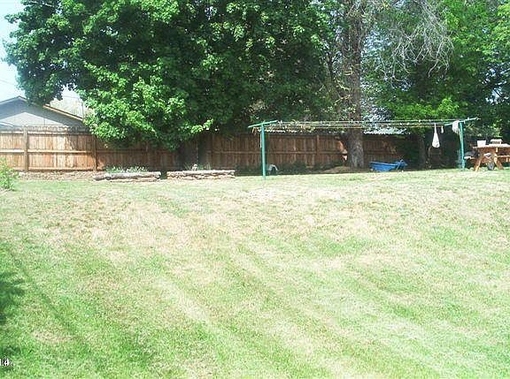 2nd image of 413 1st Ave S