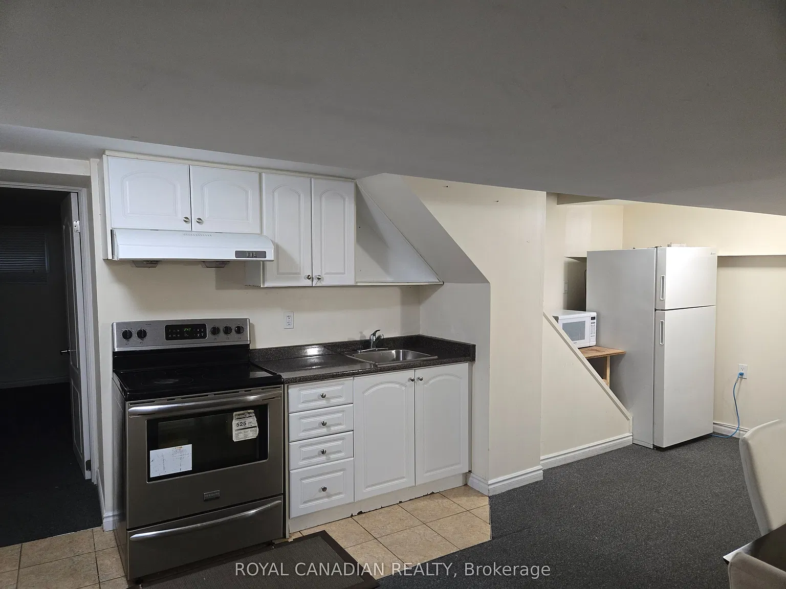 2 bed, $1,800 — Photo 3