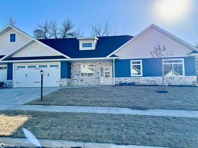 323 27th Ave S, Clear Lake, IA, 50428