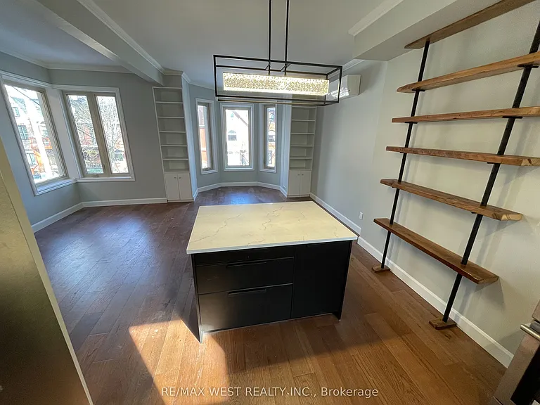 104 Cowan Ave #3 — Photo 3