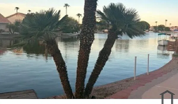 3 bed, 1842 sqft, $2,600 — Photo 3