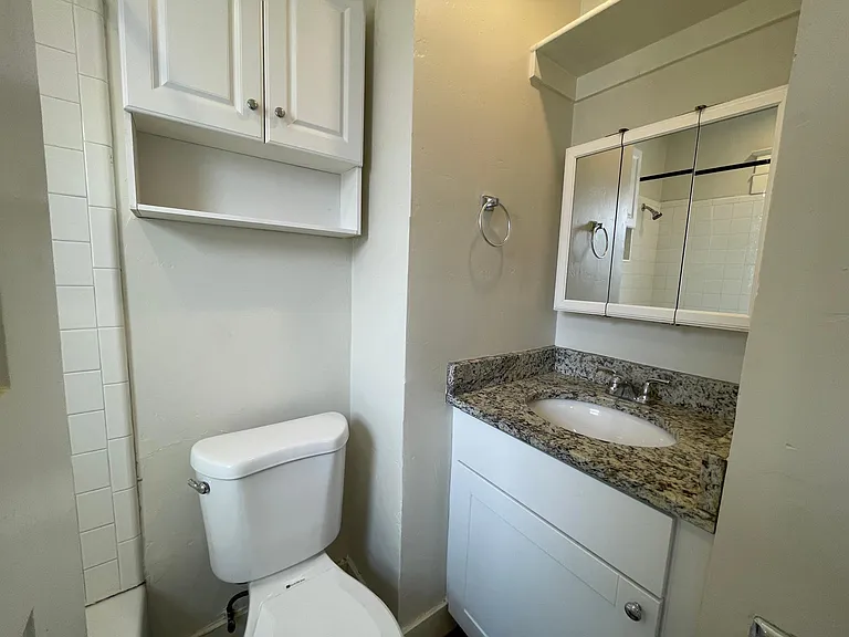 530 N Columbus St #3 — Photo 7