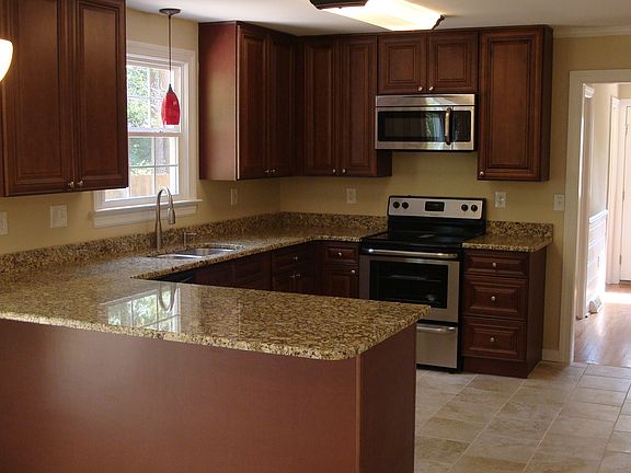 Fully renovated kitchen!