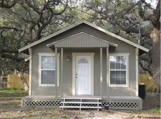 1960 4th St, Ingleside, TX 78362