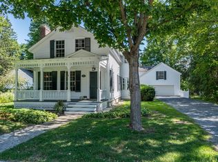 122 West Rd, Manchester, VT 05254