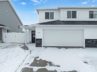 3151 8th St NE, Minot, ND 58703