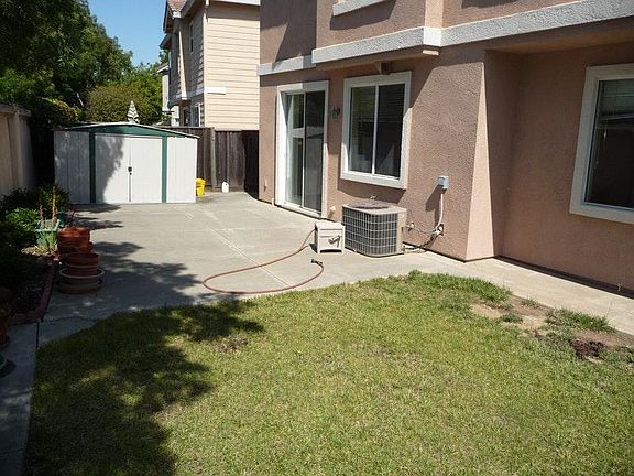2nd image of 869 Windsor Hills Cir