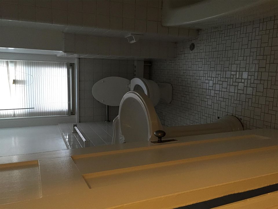 1st image of 1130 Parker St APT 107