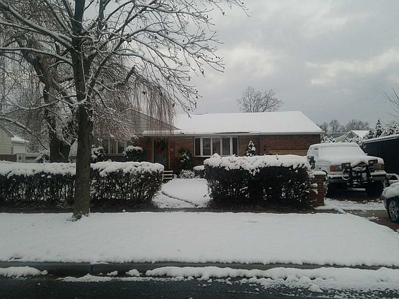 2nd image of 166 Thomas Powell Blvd