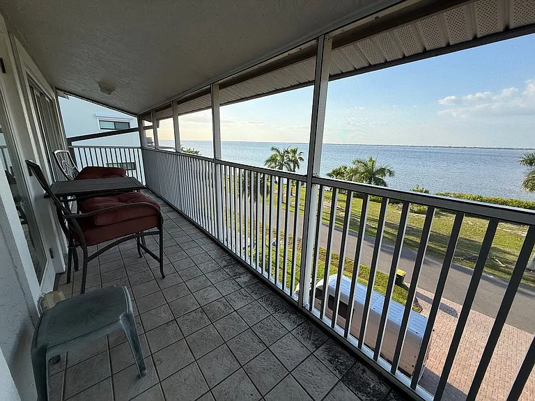 1477 Park Beach Cir #31 — Photo 22