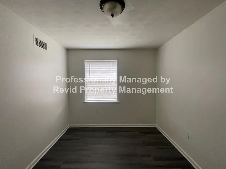 3269 Sunrise St — Photo 17