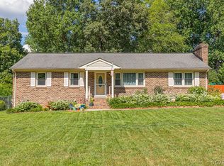 2831 Delfin Rd, Midlothian, VA 23112