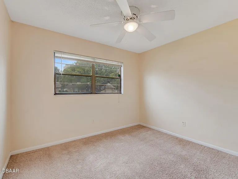 121 Westwood Dr — Photo 19