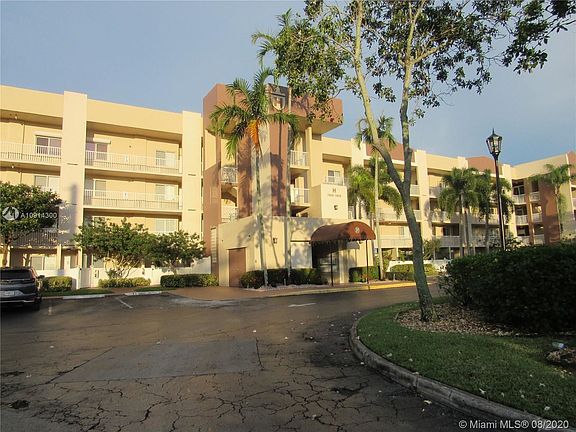 4th image of 7822 Trent Dr #102