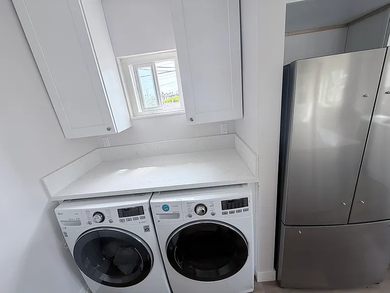 4945 Brighton Ave — Photo 10