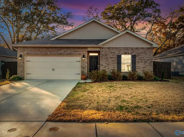 114 Canonbury Dr, New Market, AL 35761