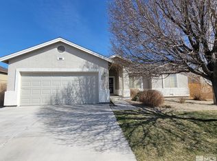 3160 Snowberry St, Silver Springs, NV