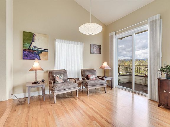 5th image of 30 Clement Court