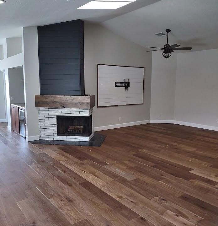 1st image of 4553 E Buist Ave