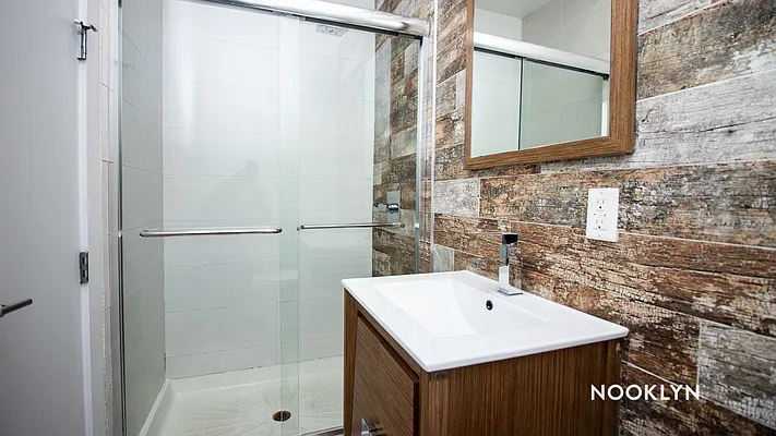 Rented by Nooklyn NYC LLC | media 73