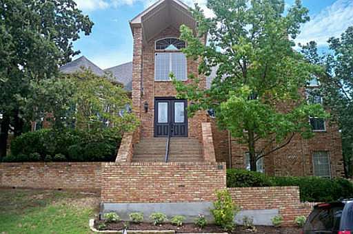 4th image of 37 Remington Dr W