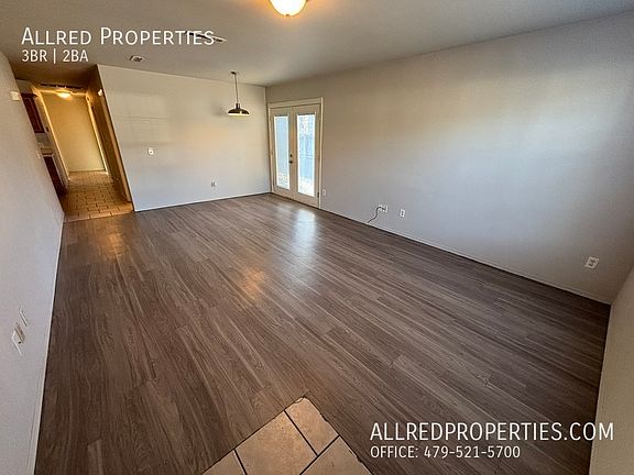 3rd image of 1673 E Evalyn Cir