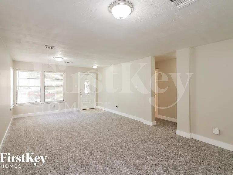 5043 Summit Lodge Dr — Photo 3