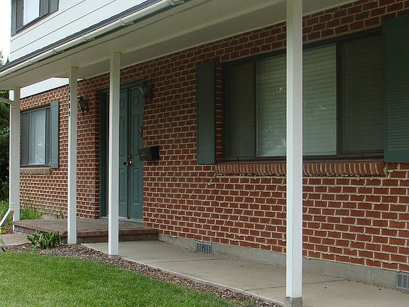2nd image of 3509 W Hillcrest Dr