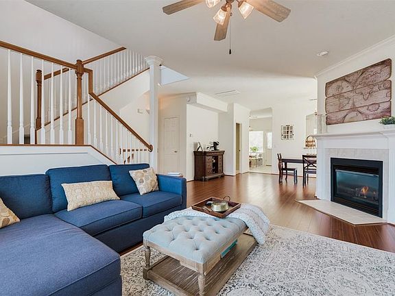 5th image of 1725 French Village Dr