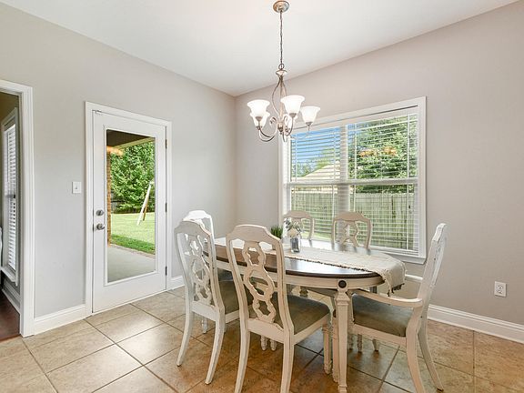 5th image of 13716 Chase Meadow Way