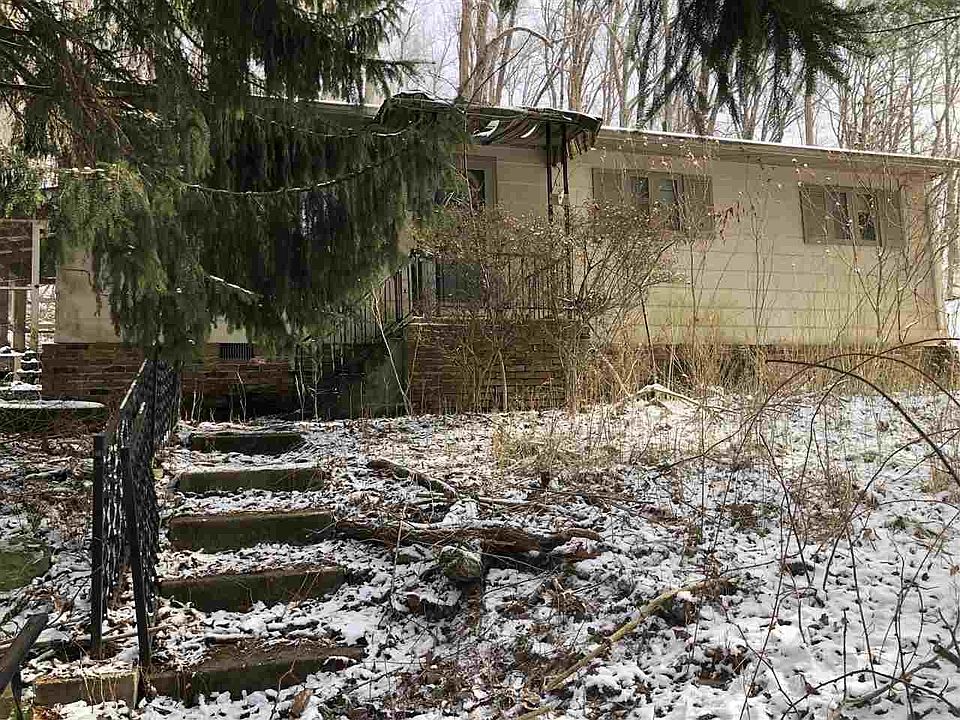 1st image of 838 Memorial Park Dr