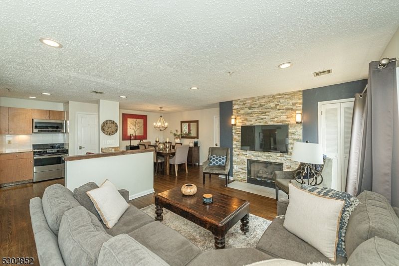 1st image of 63 Larkin Cir #63