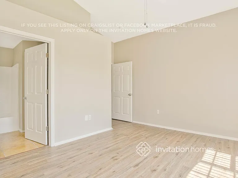 3111 Huntwicke Blvd — Photo 12